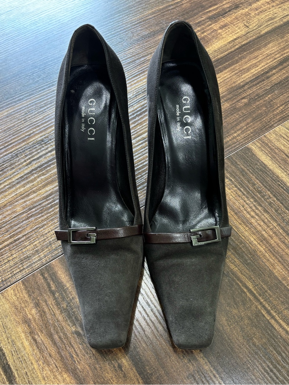 Gucci Gray Suede Square Toe Pumps Size 38B Made in Italy